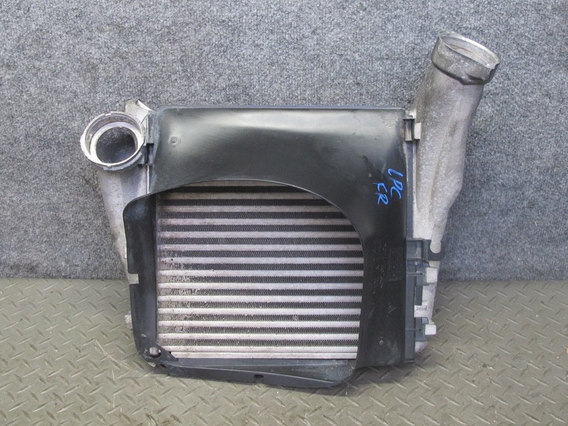 2008-2010 PORSCHE CAYENNE 957 4.8L TURBO RIGHT INTERCOOLER UNIT W SHROUD