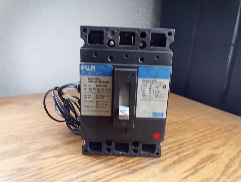 Fuji Electric BU3FHC-060L 60AMP 3 Pole Industrial Circuit Breaker