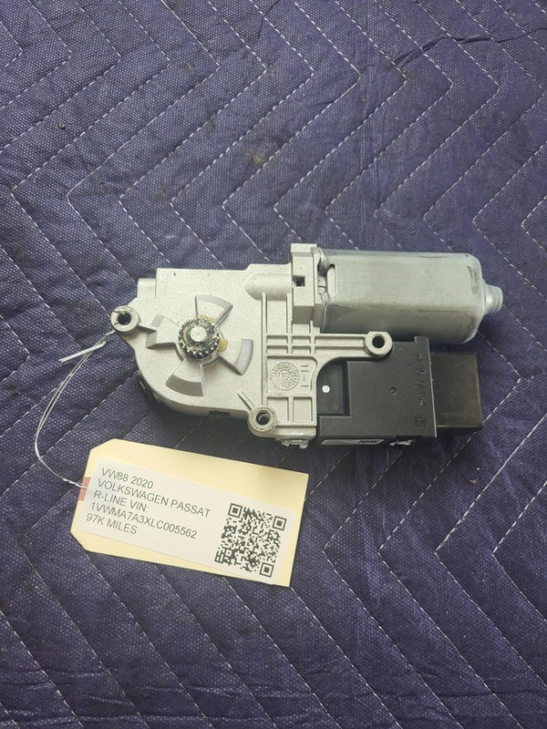 Used Oem Volkswagen Sunroof Sun Roof Motor 561959591A for 2018-2022 Passat
