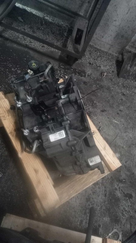 2015 Ford Explorer Automatic Transmission Assembly 147K Miles OEM Red 4WD