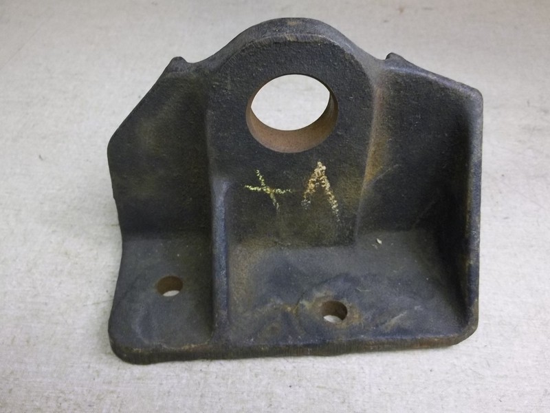 Semi Truck Bracket 50529101 *FREE SHIPPING*