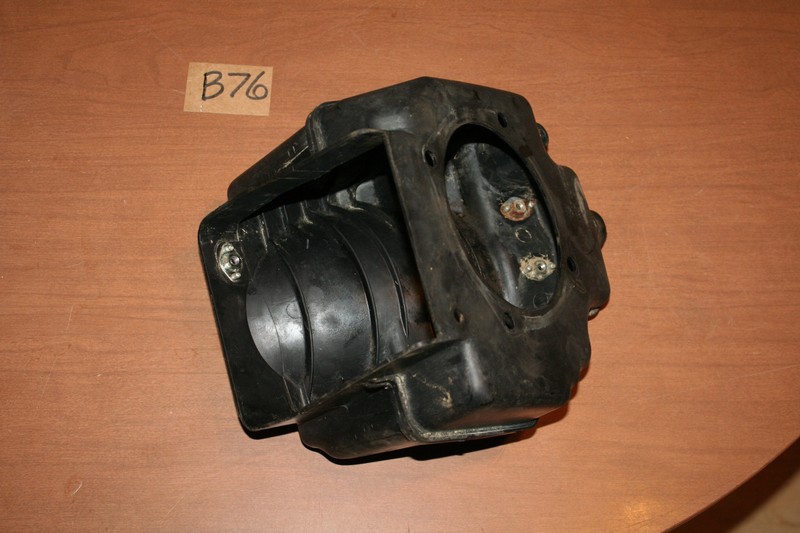 2000 Kawasaki KDX 200 Air Filter Box Housing OEM 00 A