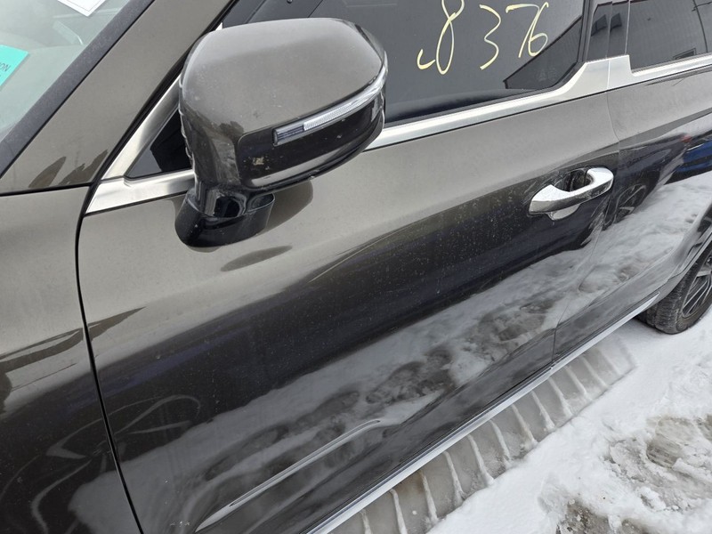 Driver Front Door Tempered Glass Fits 20-22 TELLURIDE 3613333