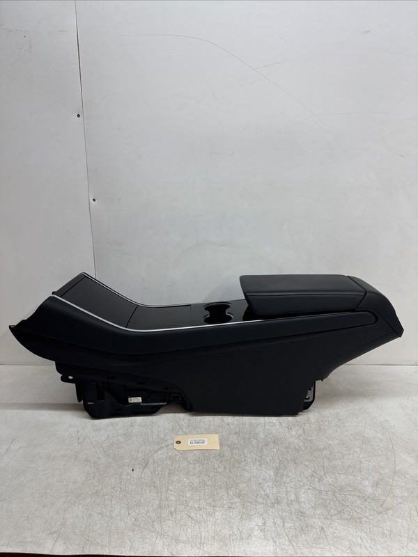 2021 Tesla Model Y Center Console 1516036-00-B 49029