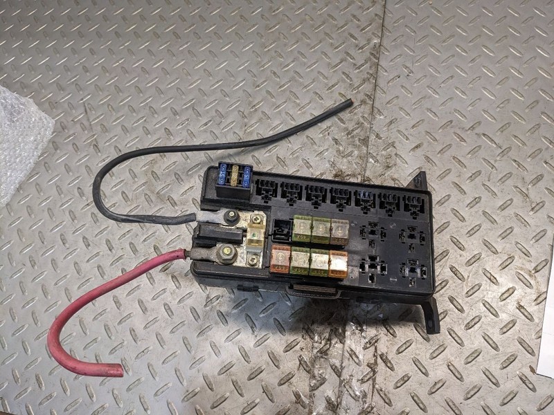 Dodge Ram 1500 Engine Fuse Box Relay Junction Block Panel 1994-19971159963