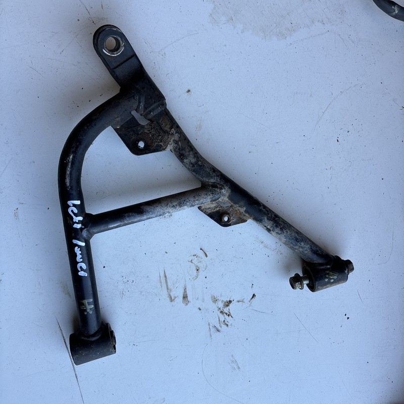 00-04 Honda Trx350fe Front Lower LeftControl A Arm Good
