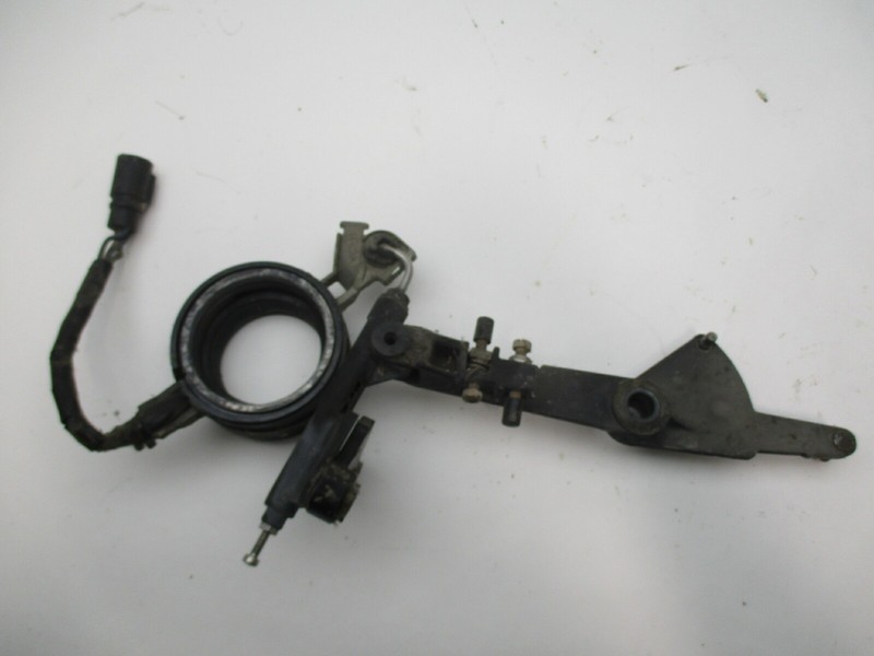 0583045 583289 432649 Evinrude Johnson 85-155Hp V4 Outboard Timing Base & Sensor