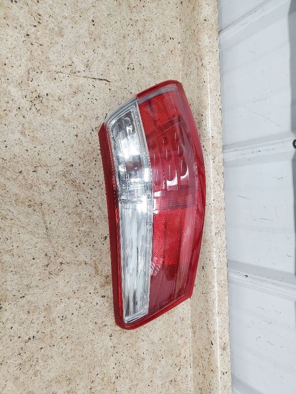 Driver Tail Light Quarter Panel Mounted Hybrid Fits 07-09 CAMRY 305162