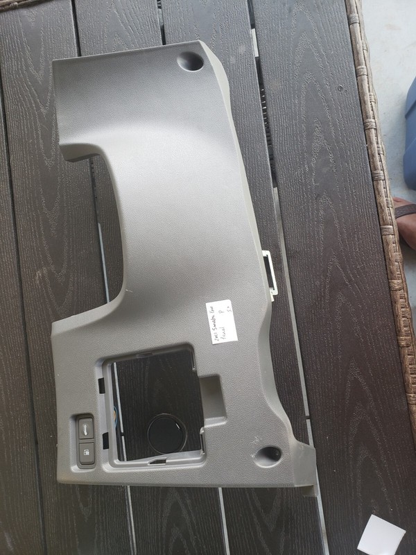 2011-2014 Hyundai Sonata LH KNEE KICK PANEL