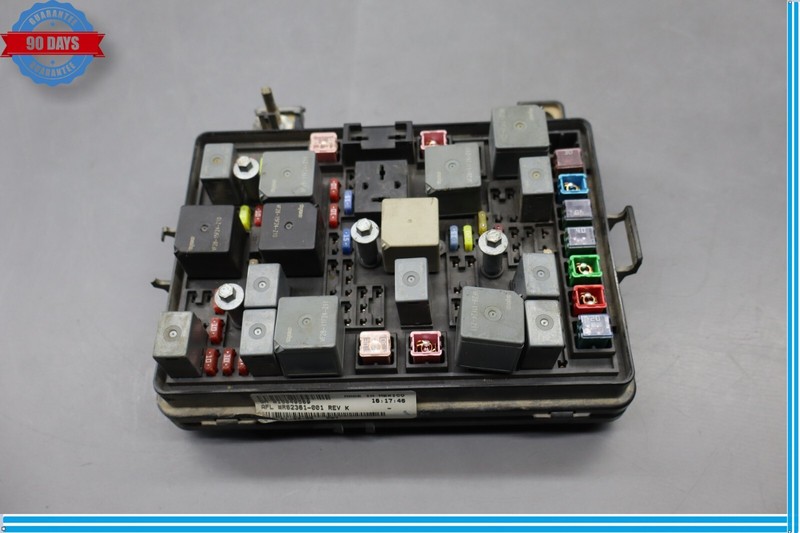 06-09 Pontiac Solstice Front Engine Bay Fuse Junction Relay BoxR61865001 Oem