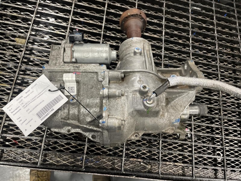 20-'24 FORD ESCAPE Transfer Case 1.5L 2.5L 36k miles 6 Month Warranty!