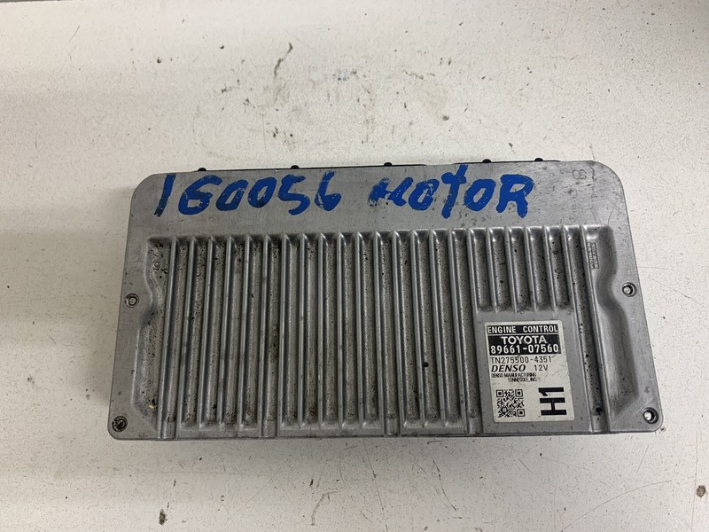 2013-2014 Toyota Avalon Hybrid 2.5 89661-07560 Engine Computer Module Ecu Pcu