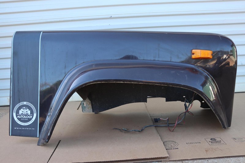 1988-1992 LAND ROVER DEFENDER PUMA FRONT RIGHT PASSENGER SIDE FENDER PANEL OEM