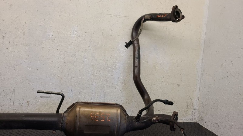 96-97 Chevrolet Astro Van 4.3L Converter Pipe Assembly OEM 15737420