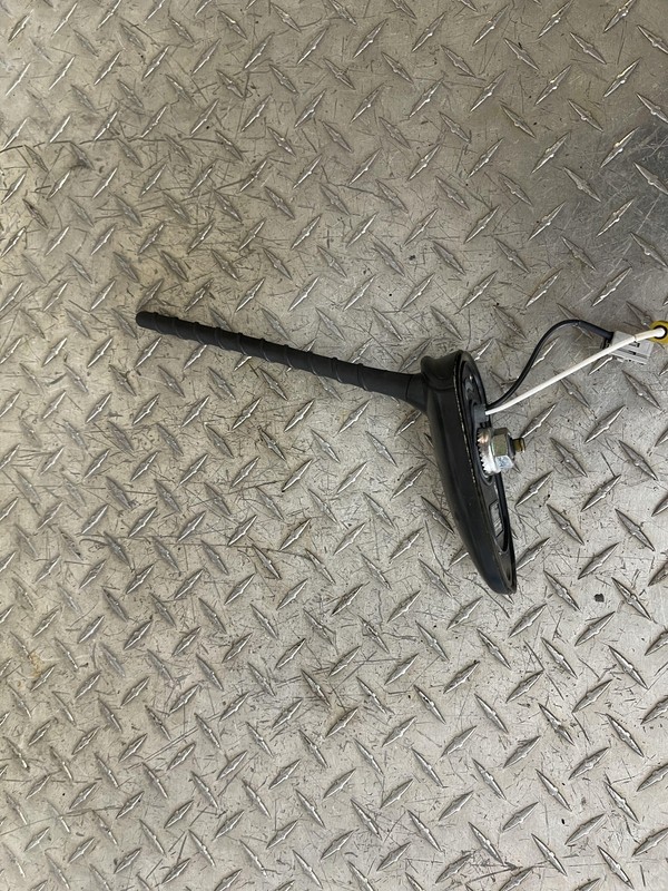 10-13 Kia Soul Antenna Assembly Tested Oem