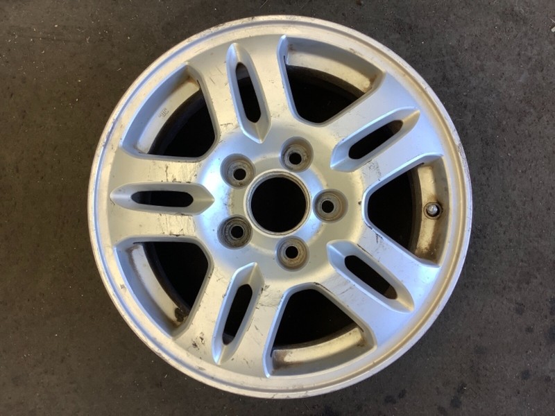 02-04 CR-V EX One Factory Alloy Wheel Rim Disc 15x6 10 Spoke 63842 Used OEM