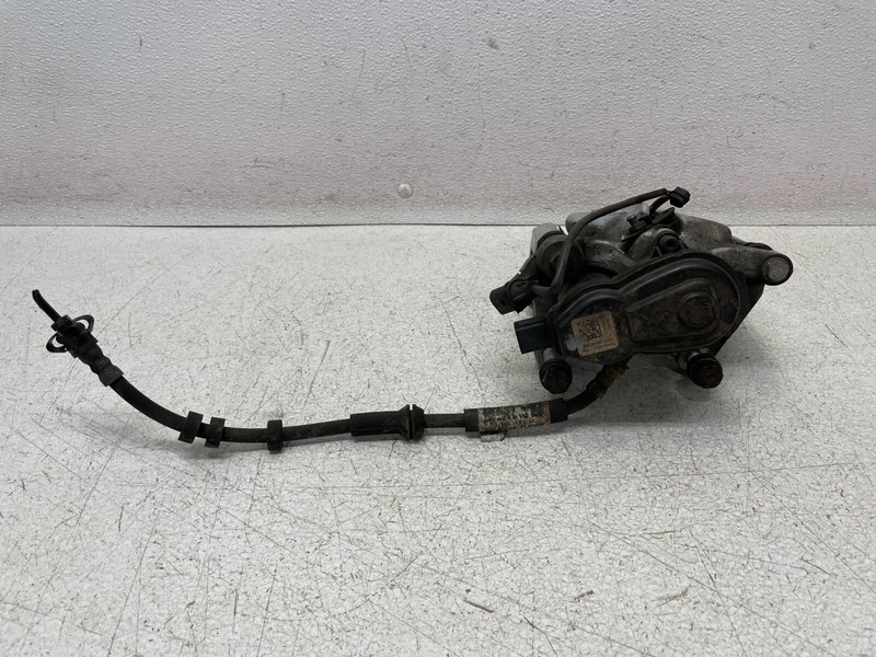 15 16 17 18 Porsche Macan Rear Left Driver Side Brake Caliper 1372 OEM