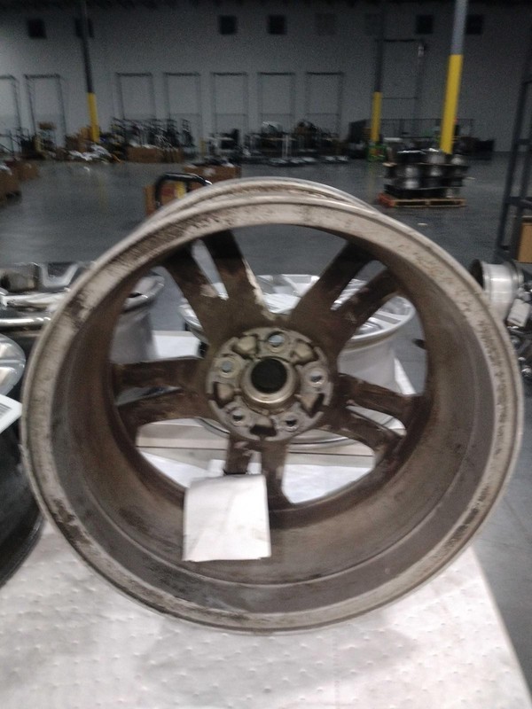 2019 GMC Terrain OEM 17 Grey Wheel, Used, 98000 Miles, Warranty 6 Months