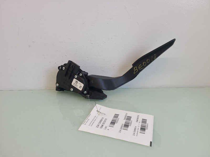 Accelerator Gas Pedal Fits 2014 SILVRDO15 580919