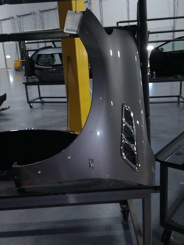 2014 INFINITI QX80 Left Fender Silver 498844 Used 78K Miles OEM Quality