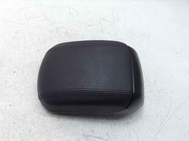 11-16 CHEVROLET CRUZE CENTER CONSOLE ARMREST COVER LID OEM