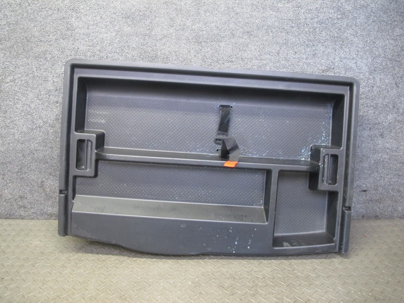 2017-2020 MASERATI LEVANTE M161 REAR TRUNK CARGO FLOOR TRAY STORAGE