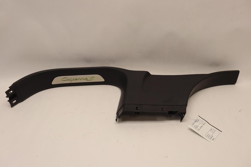 2011-2018 PORSCHE CAYENNE S REAR RIGHT PASSENGER DOOR SILL SCUFF KICK PANEL OEM