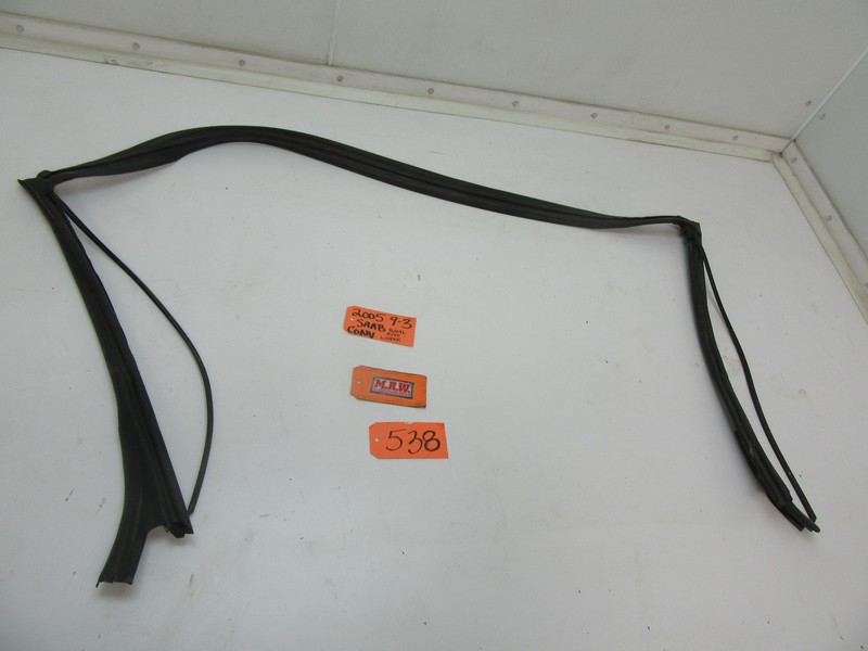 FITS 04-11 SAAB 9-3 CONVERTIBLE TOP SOFT ROOF RUBBER SEAL 122100300 WINDSHIELD