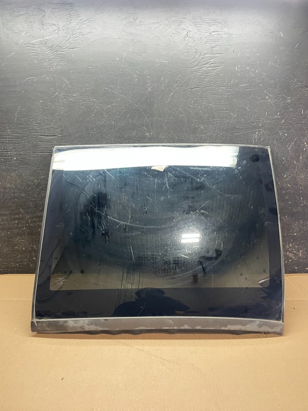 1984 to 1992 Pontiac Firebird Right Passenger Side Sunroof Top Glass Z8276