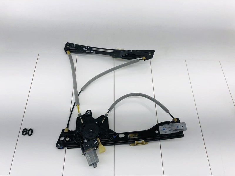 13-20 FORD FUSION SE FRONT RIGHT PASSENGER DOOR WINDOW REGULATOR W/ MOTOR OEM