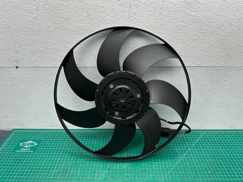 06-11 Mercedes-Benz ML350 W164 - ENGINE RADIATOR COOLING FAN MOTOR OEM