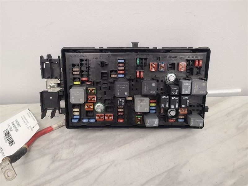 Fuse Box Engine VIN 1 4th Digit Limited Opt NU5 Fits 14-16 MALIBU 578355