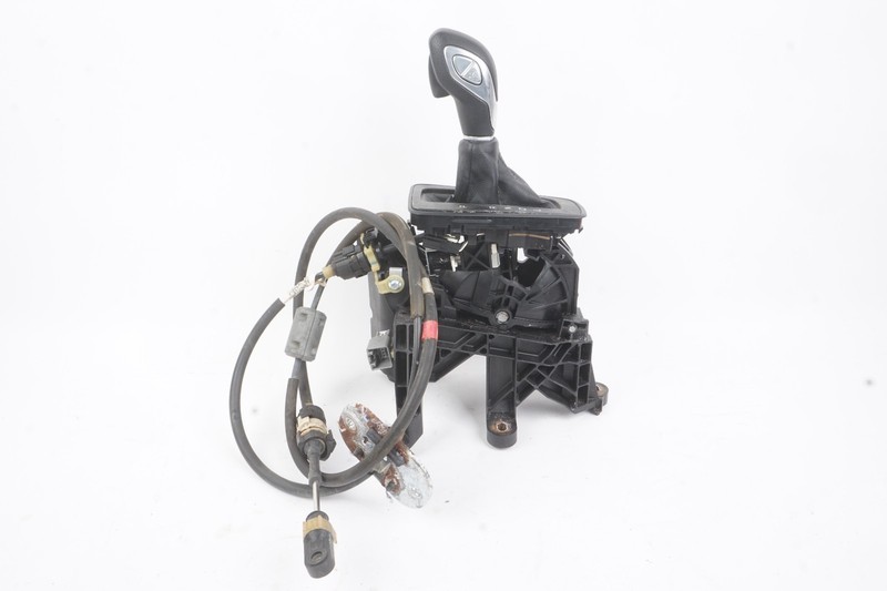 2015-2018 Ford Focus Automatic Transmission Floor Gear Shifter Lever Assembly OE