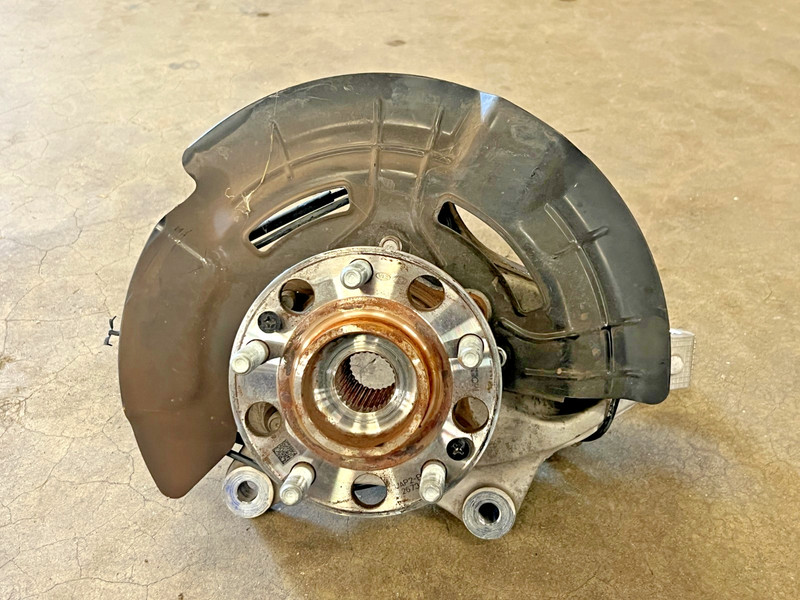 ⭐2021-2025 KIA SORENTO FWD FRONT RIGHT PASS SIDE SPINDLE KNUCKLE HUB OEM LOT2700