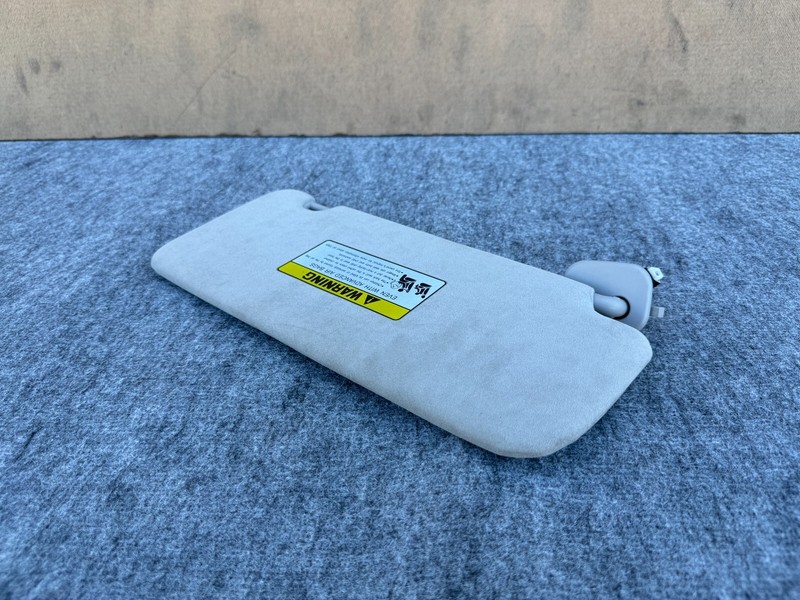 GENESIS G70 2019-2025 OEM LEFT DRIVER SUN VISOR ASSEMBLY (SUEDE/ GRAY)