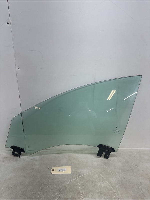 ⚡️12-21 TESLA MODEL S FRONT LEFT DRIVERS SIDE WINDOW GLASS 43R-001074 31070 S1
