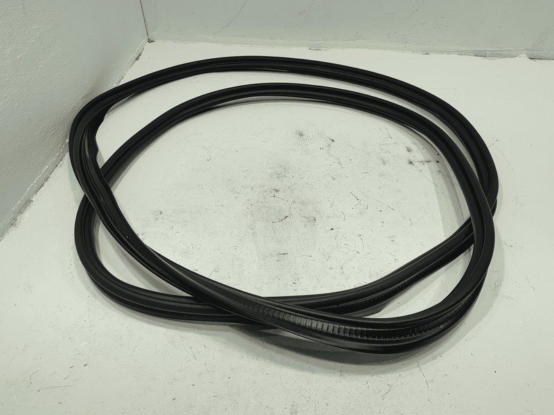 2018 - 2024 AUDI S5 SPORTBACK REAR LIFTGATE TRUNK RUBBER WEATHERSTRIP SEAL OEM