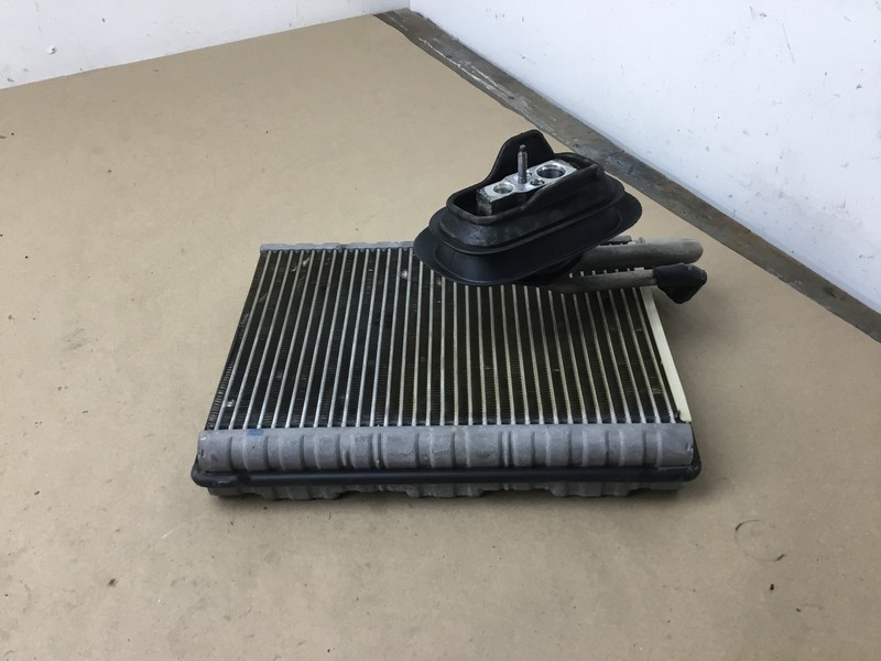 Bentley Bentayga 2019 V8 AC A/C Air Condition Evaporator Core 16-20 :Y