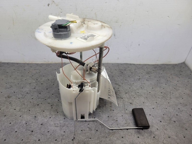 Fuel Pump Assembly 1.6L Tank Mounted Fits 15-16 ESCAPE 1704871
