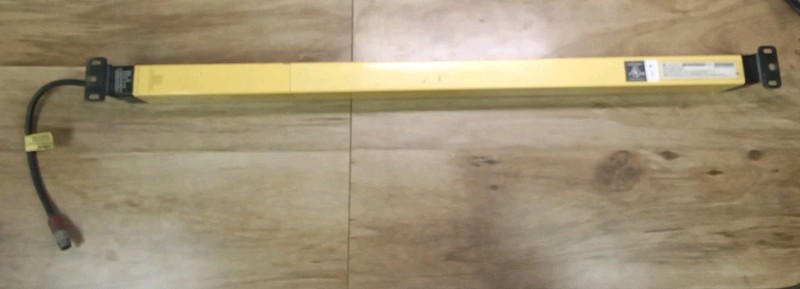 STI Opto Fence OF4600-50 Series OF46-50-700-R-FN Safety Light Curtain Receiver