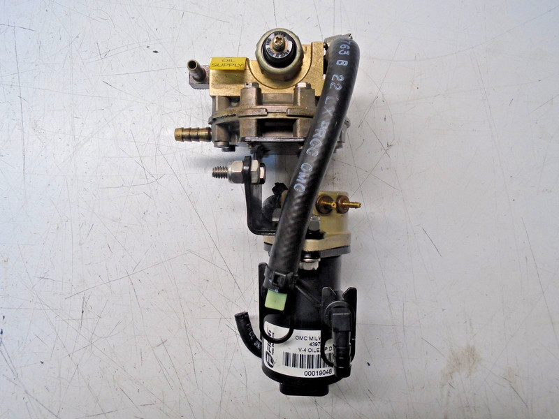 H3 OMC Lift Oil Pump Assy & Bracket w Injector 5001830 Ficht Motor 5001479-A