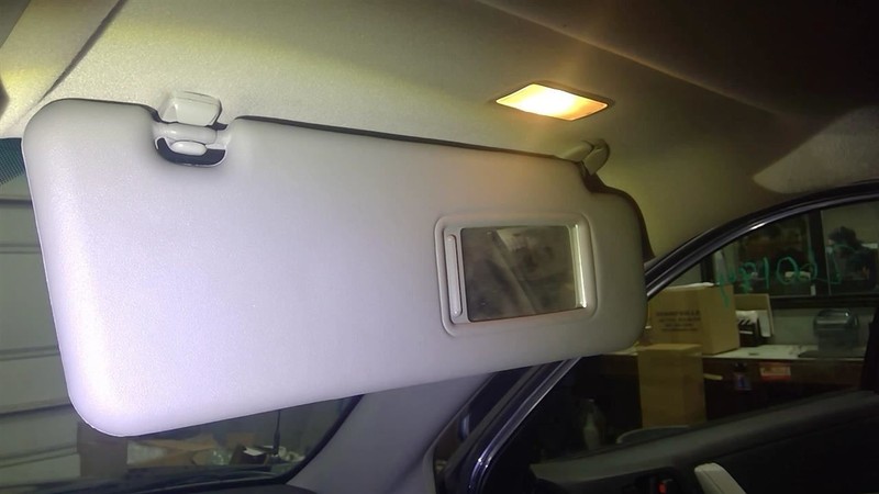 Passenger Sun Visor Illuminated VIN A 5th Digit Fits 11-13 HIGHLANDER 1789689