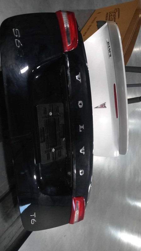 2015 VOLVO S60 BLACK Deck Lid OEM 313712671 313955825 66K Miles