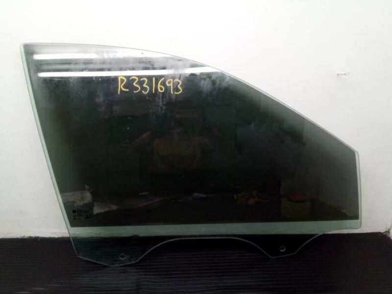 18-23 Chevrolet Traverse Front Right Passenger Door Glass Window OEM 84635350