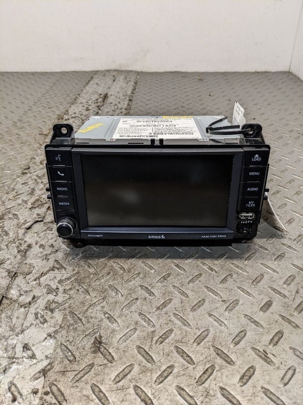 Audio Equipment Radio Receiver Face Plate ID Rhb Fits 12 GRAND CHEROKEE 1194020
