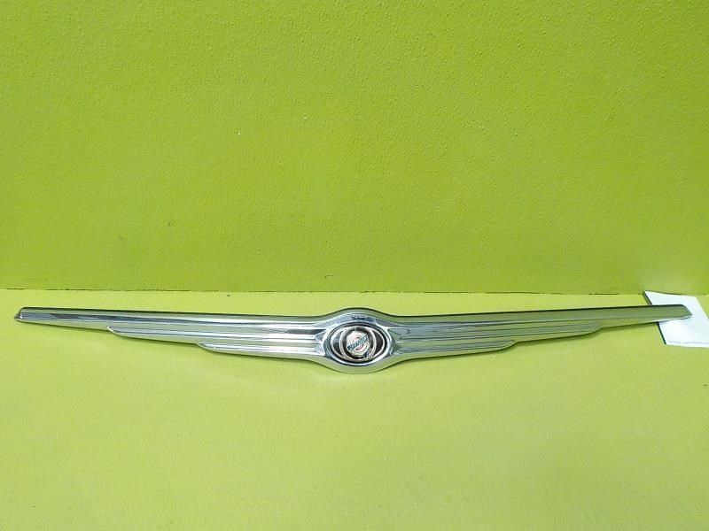 08-10 Chrysler Town Country Hood Chrome Emblem Only OEM 05113617AA