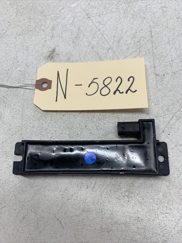 16-20 TESLA MODEL X KEYLESS SECURITY PASSIVE ENTRY ANTENNA WITH CAP 5822 B61