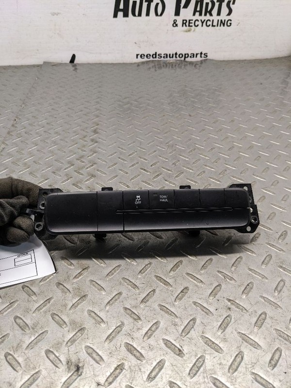 2013-2018 DODGE RAM, OEM TRACTION ON/OFF SWITCH & TOW/HAUL SWITCH #P5605 117