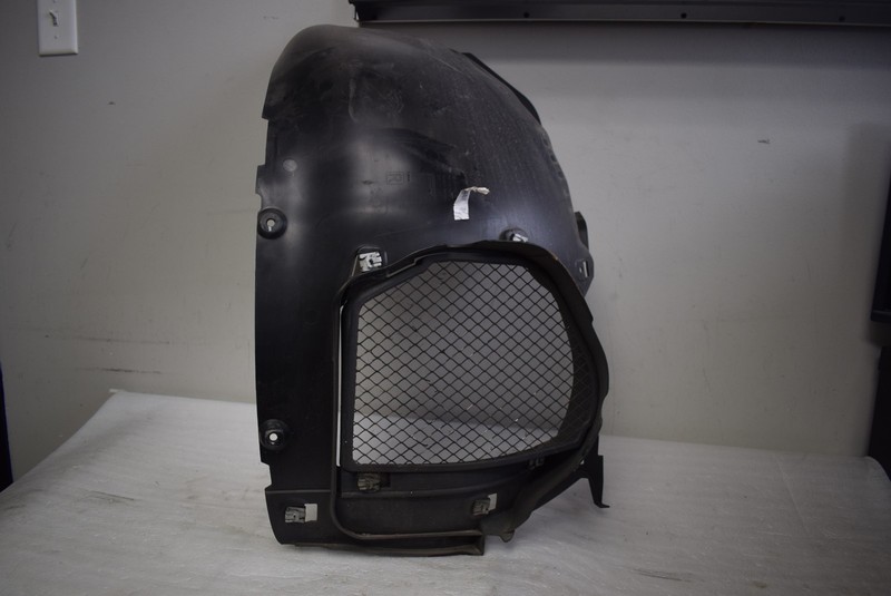 2016 PORSCHE BOXSTER FRONT RIGHT SIDE FENDER LINER FACTORY OEM