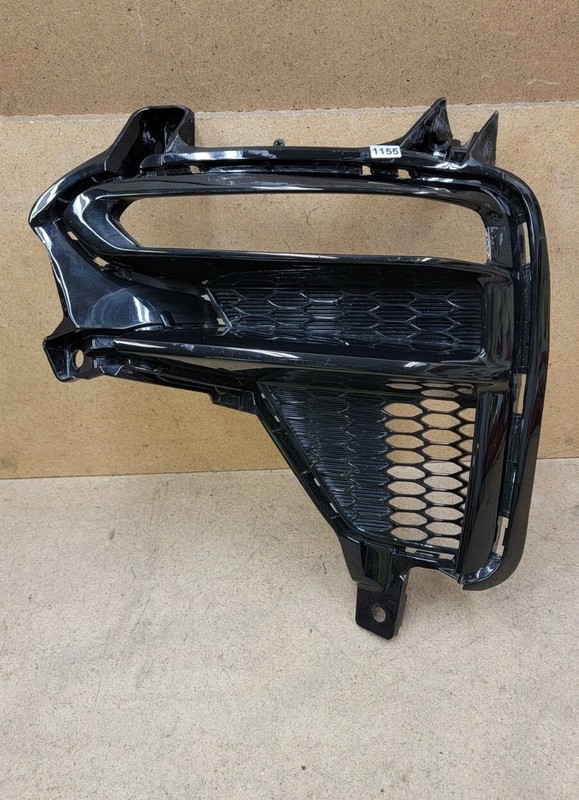 2019 2020 Kia Forte Front Bumper Left LH Foglight Bezel Trim OEM 86595-M7010*